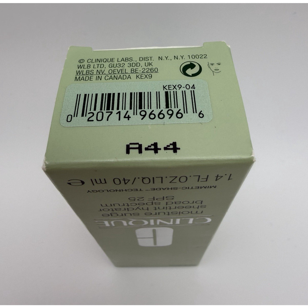 CLINIQUE Moisture Surge Sheertint Hydrator SPF 25 Tinted Moisturizer 1.4 oz NIB - Picture 6 of 9